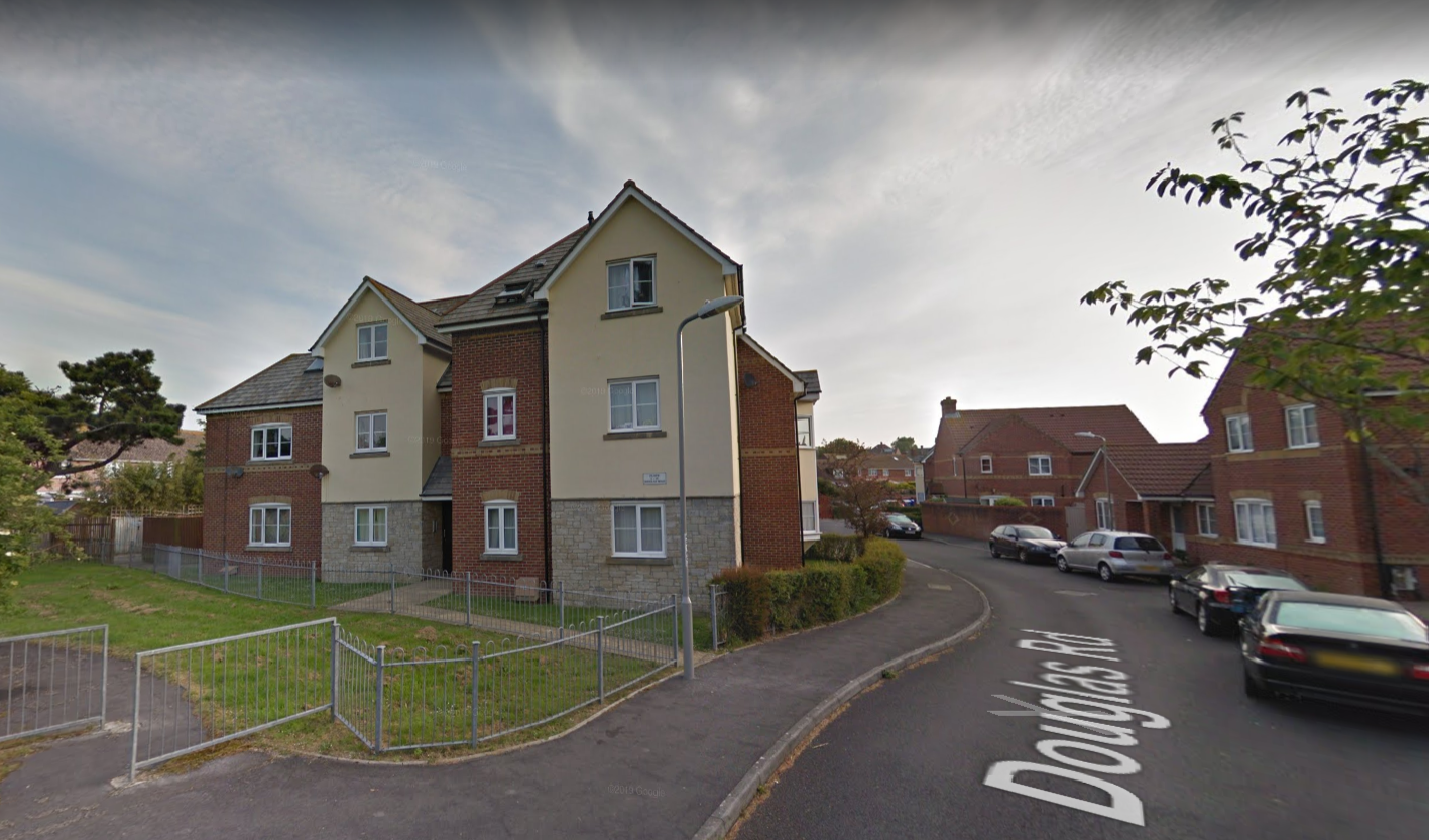 Women Attacks and Causes Disturbance In Wyke Regis In Furious "Drunken" Altercation